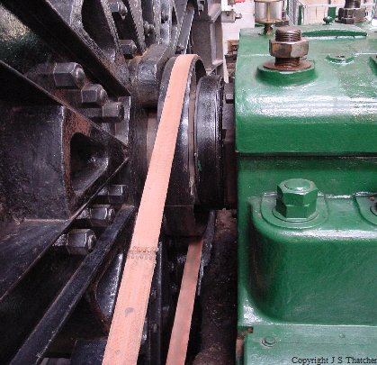 Governor drive pulley and belt